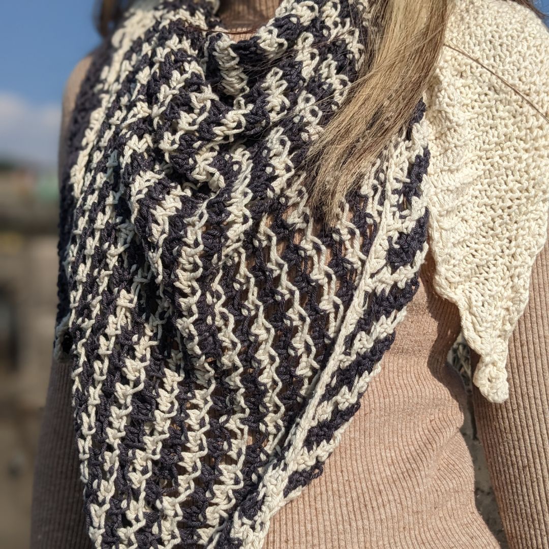 Trellis Knitted Wrap - Knitting Pattern