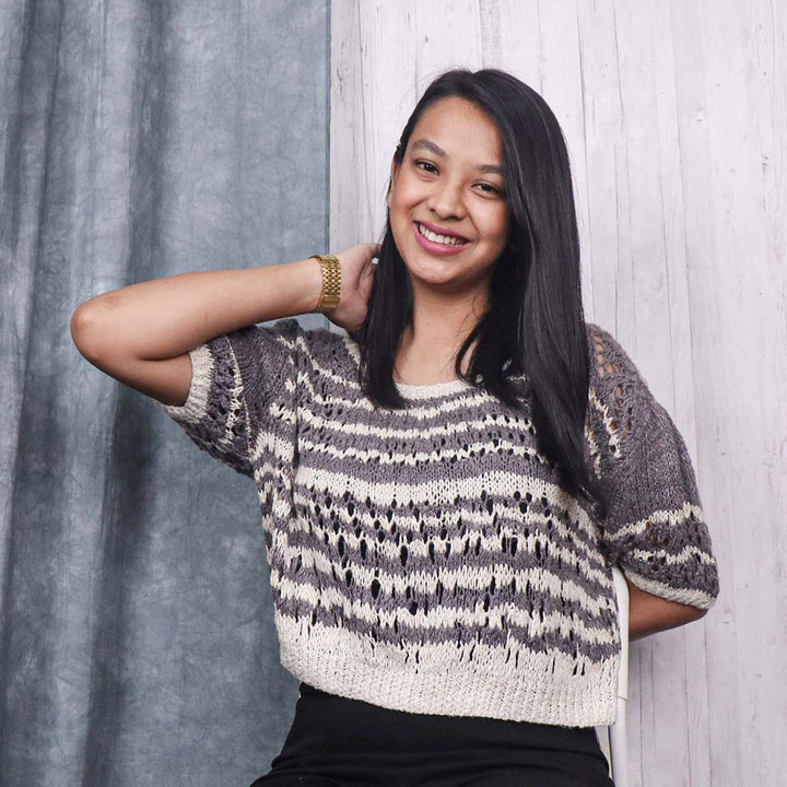 Smoky Striped Women's Top -Two Color Knitting Pattern – Muezart India