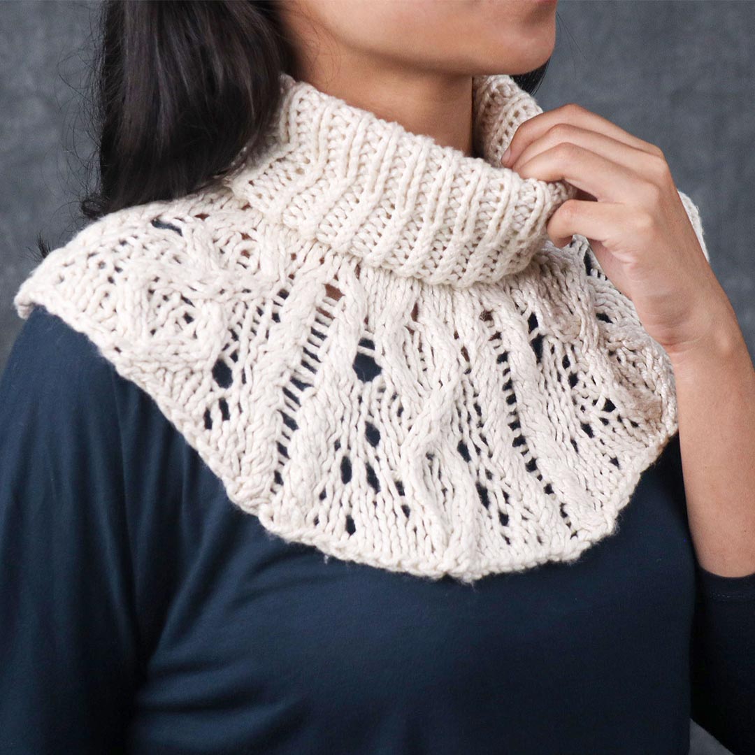 Women's Knitted High Neck Cowl